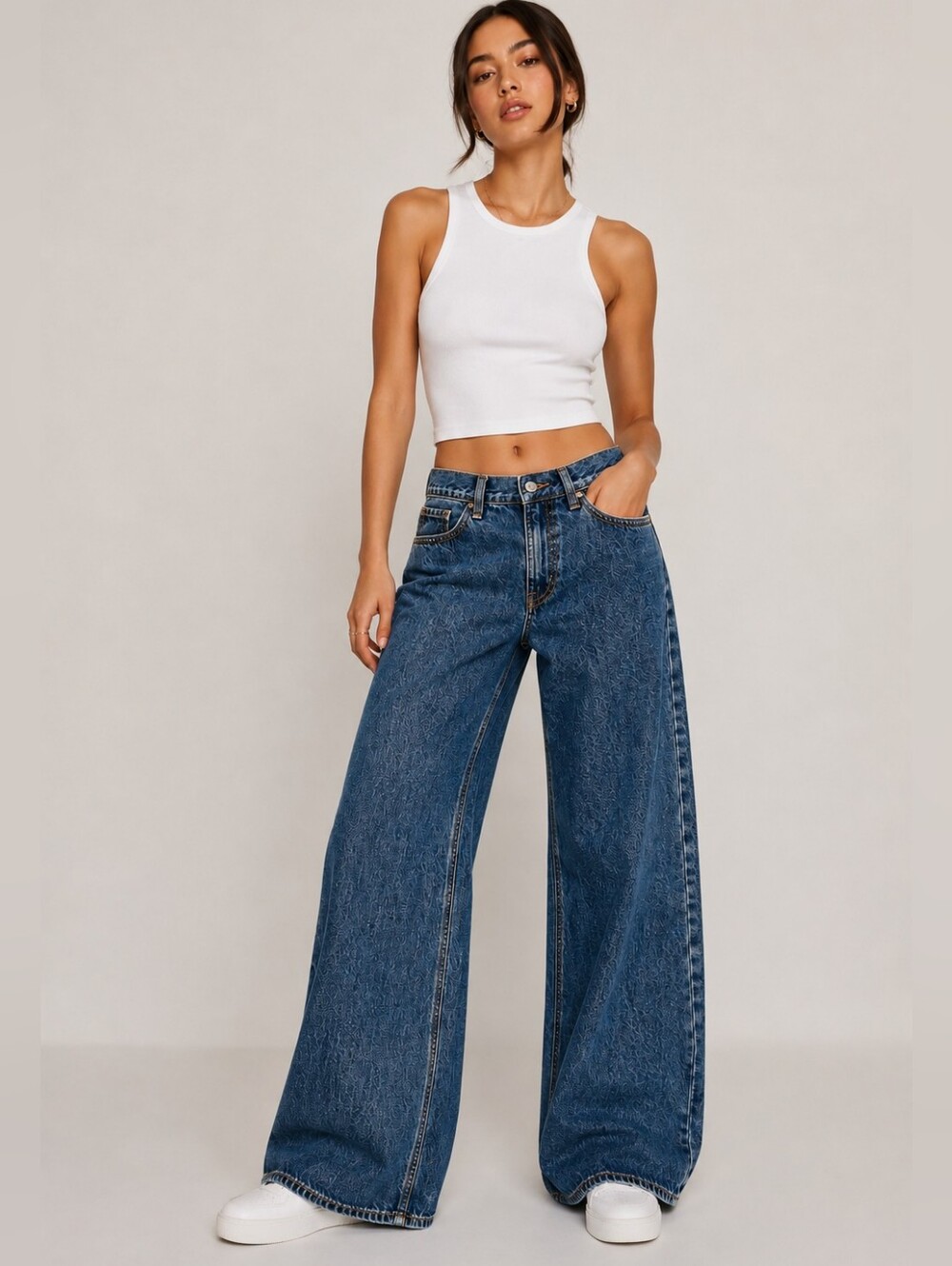 Old Navy NWT Wow Baggy Wide Leg Jeans Size 4 Tall Mid Rise 100% Cotton Celestia